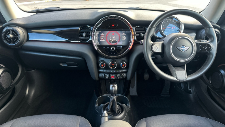 MINI Hatchback 1.5 Cooper Classic 3dr Petrol Hatchback